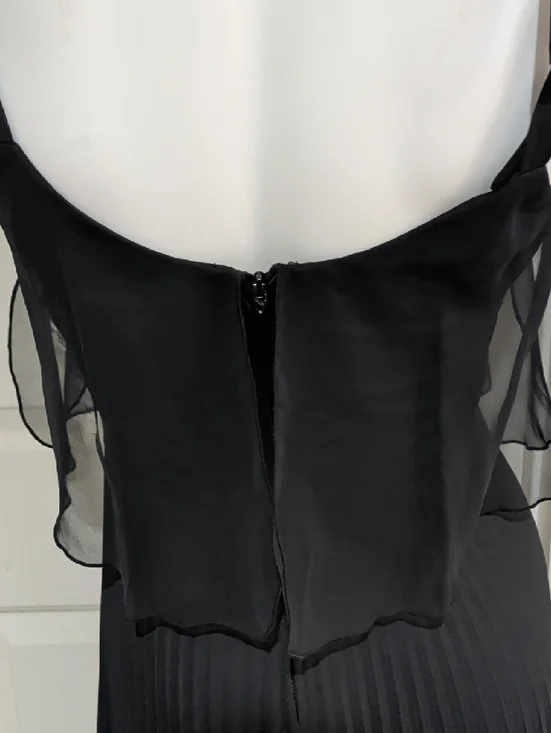 Vintage JT Dress Co Elegant Black Pleated Maxi Dress with Sheer Overlay Women 10 - Picture 6 of 8